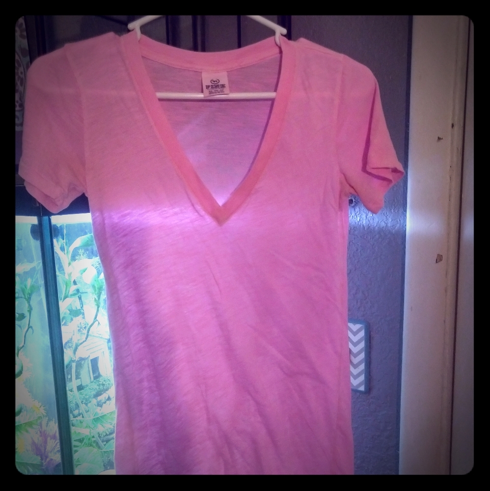 Vs pink tee